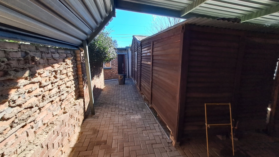 14 Bedroom Property for Sale in Universitas Free State